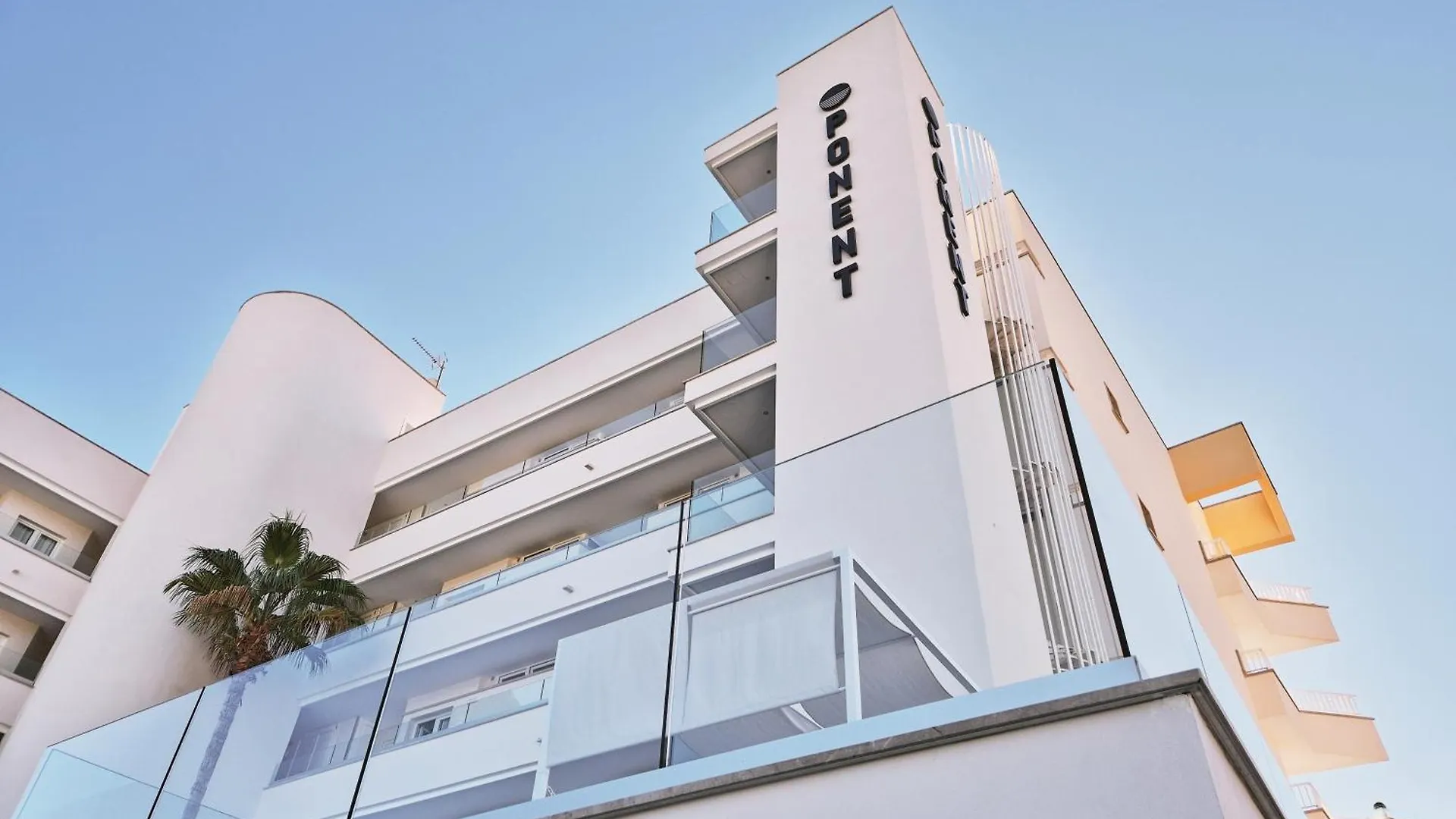 Apartamentos Ponent Peguera Aparthotel