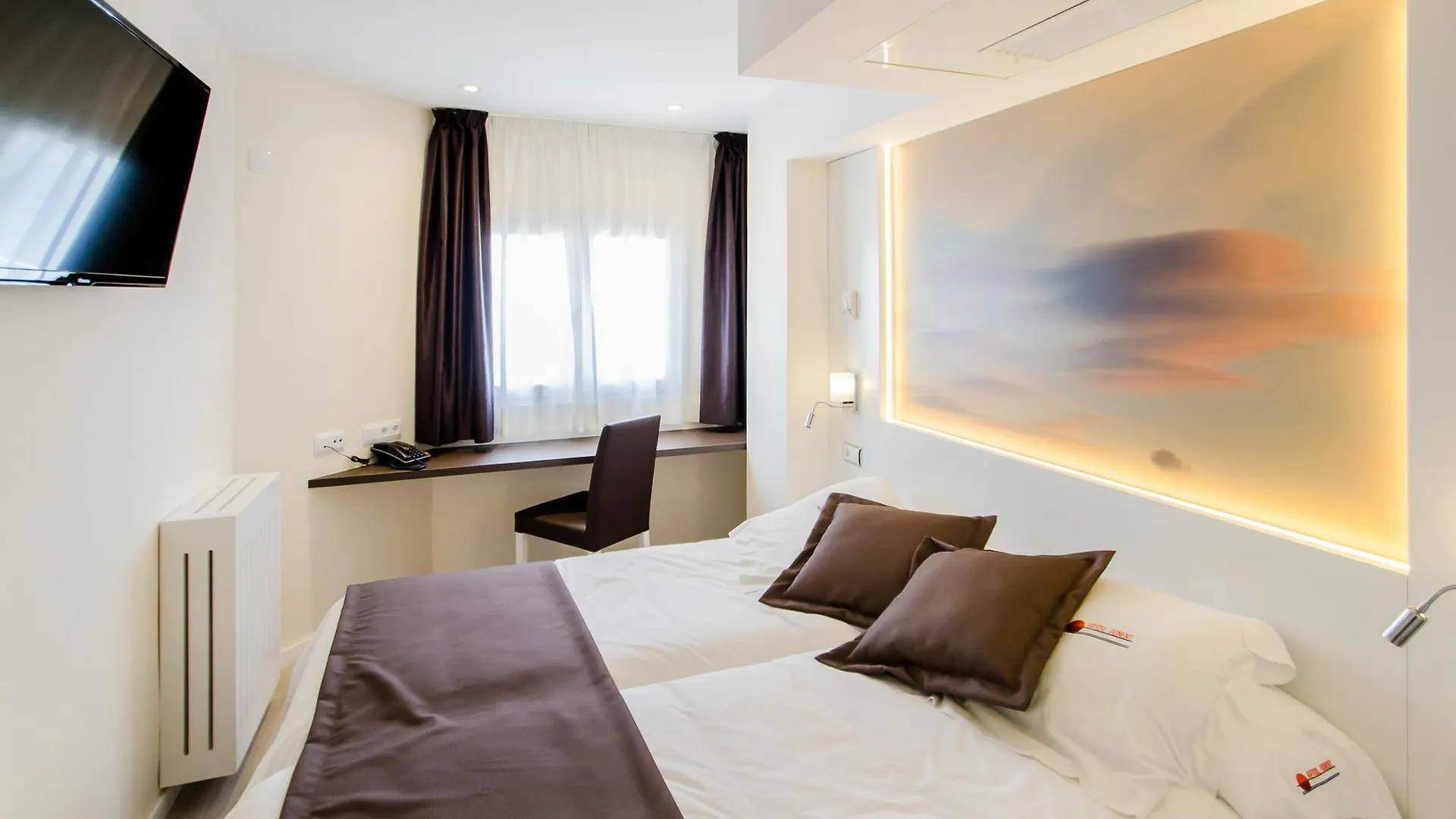 Apartamentos Ponent Peguera 3*,