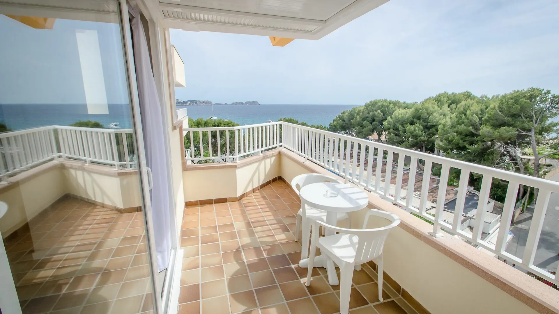Apartamentos Ponent Peguera 3*,